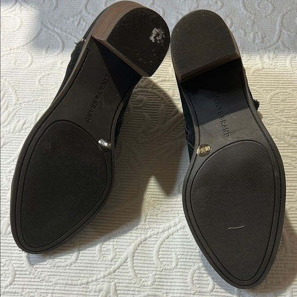 Lucky Brand Black Ankle Booties with Studded Detail size 6 - Picture 8 of 12